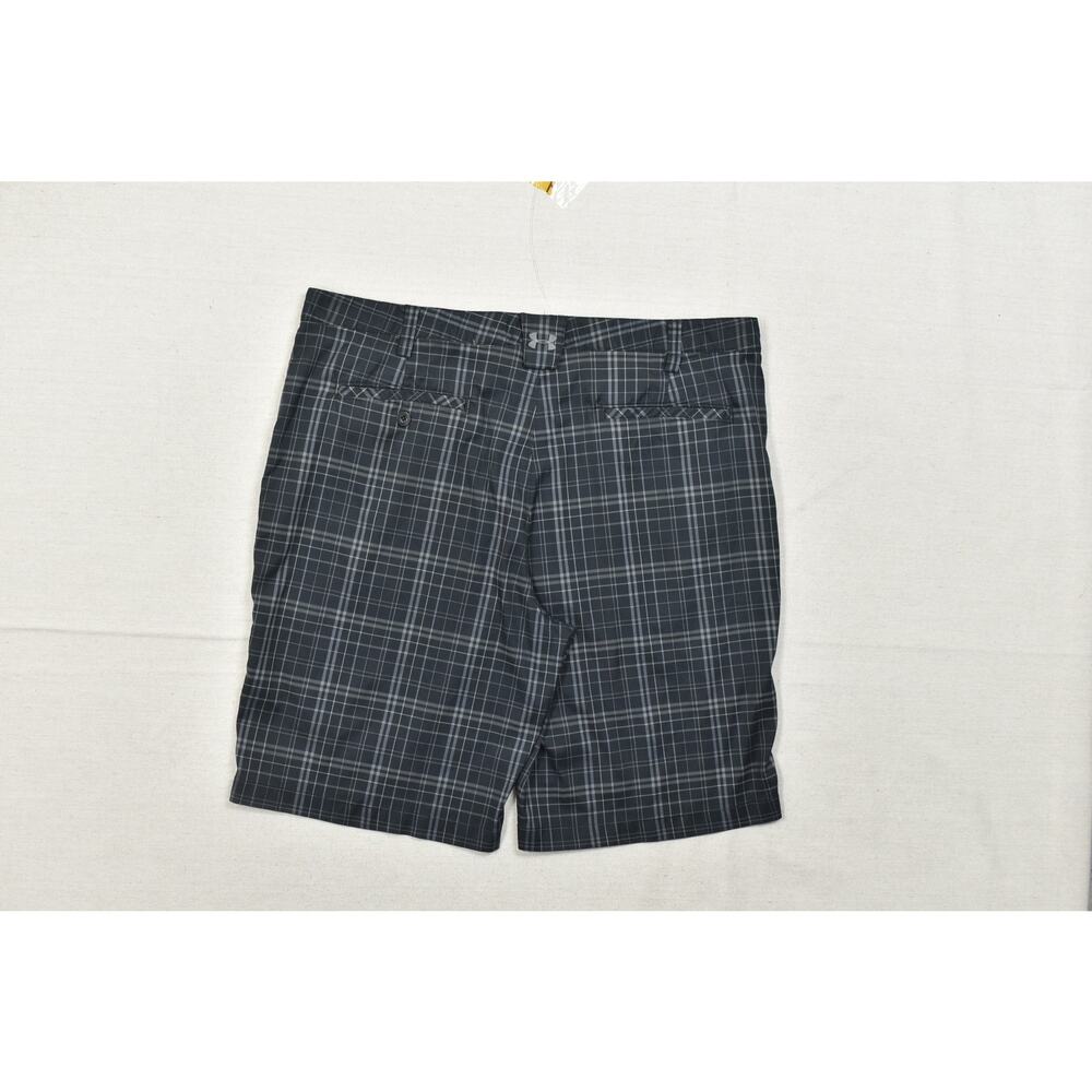 Under Armour Men Size 40 Black Plaid Polyester Golf Performance Flat Front Short - Picture 8 of 8